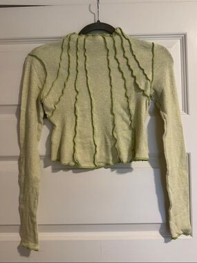 BDG Light Green Ruffled-Seam Long Sleeve Crop Top